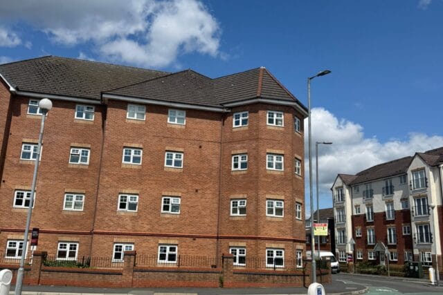 2-Bedroom Apartment Sale – Blackley – Ideal Investment Opportunity