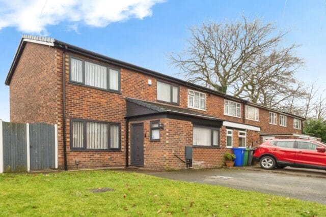 4 Bedroom Modern Family Home To Rent – M19 Burnage