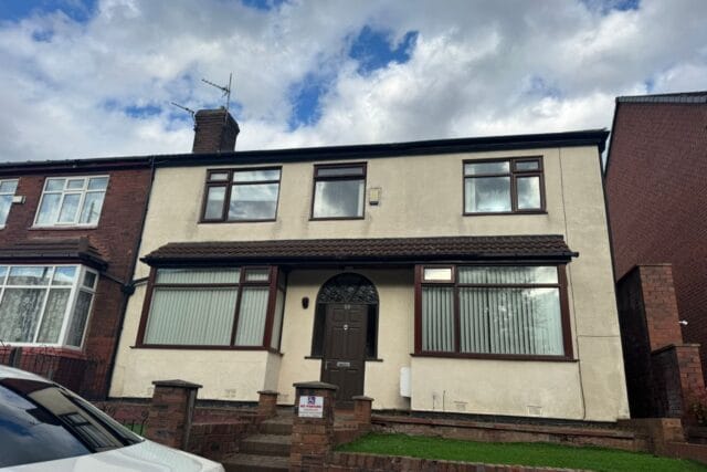 Double Fronted 4 Bedroom Semi-Detached Home Sale – M8 Cheetham Hill